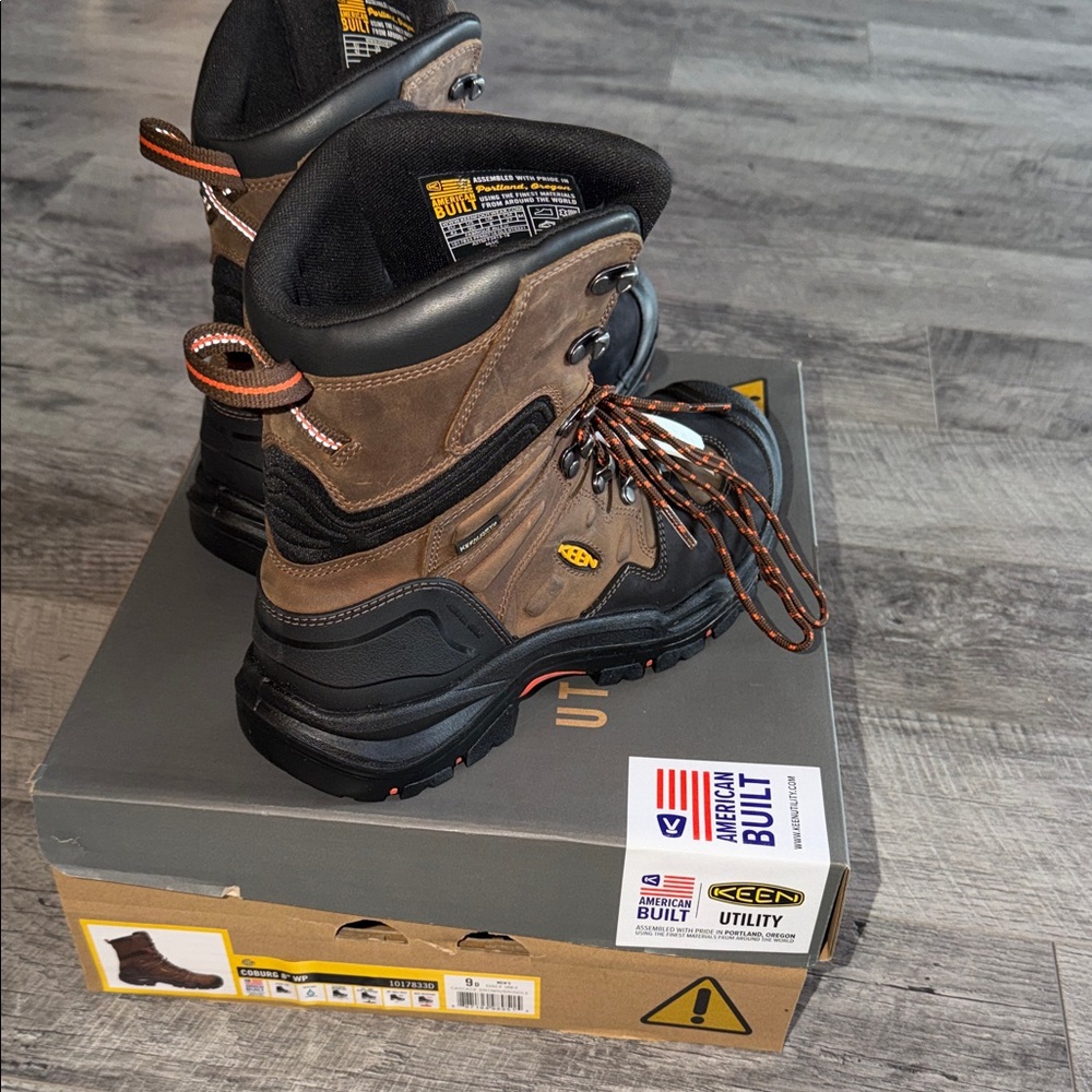 NET KEEN Men's Black and Brown Utility Boots